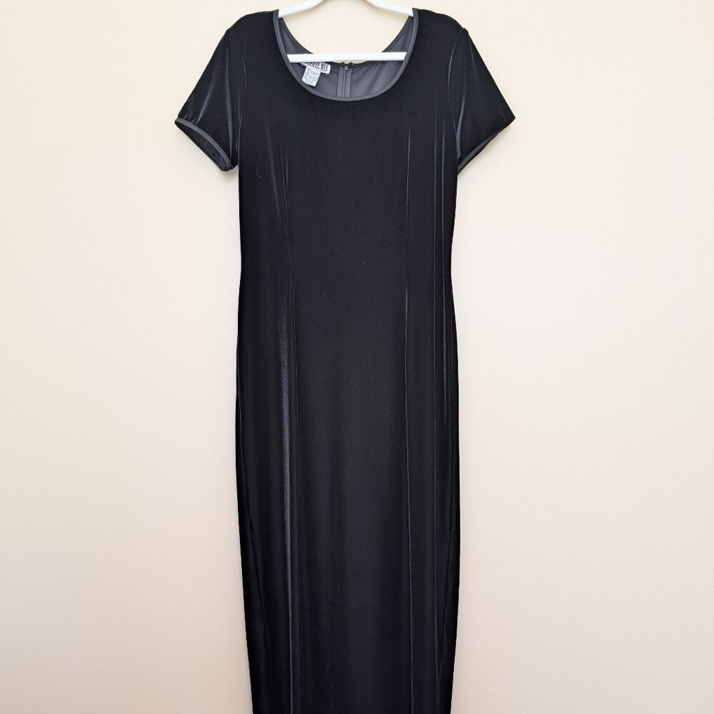 VINTAGE Robbie Bee Y2K black velvet short sleeve maxi dress EUC 10